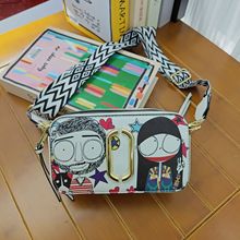 �羳�r�Іμ�б�������С������������Ů�ٴ�玧���C��С����