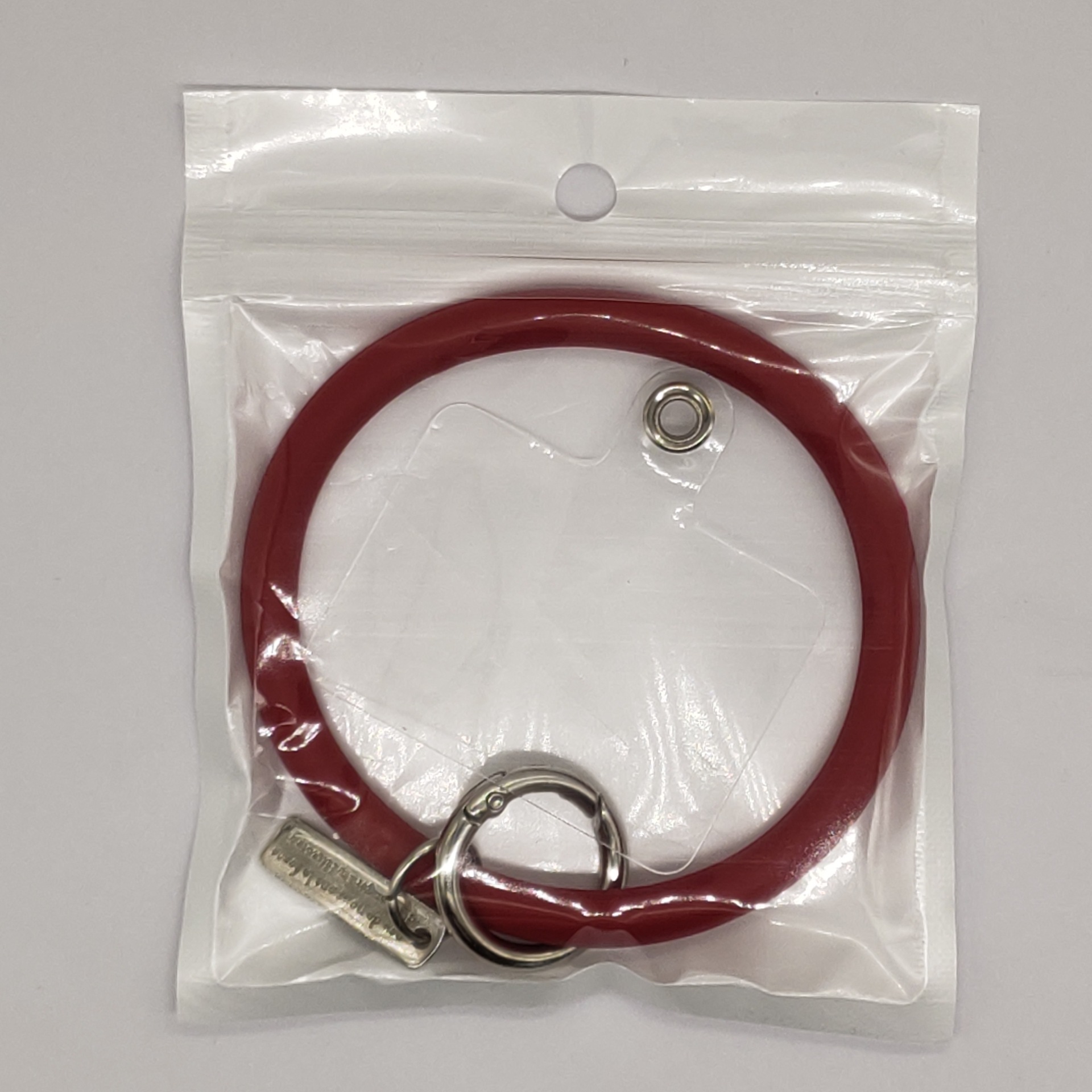 빨간색 진주빛 가방 포장