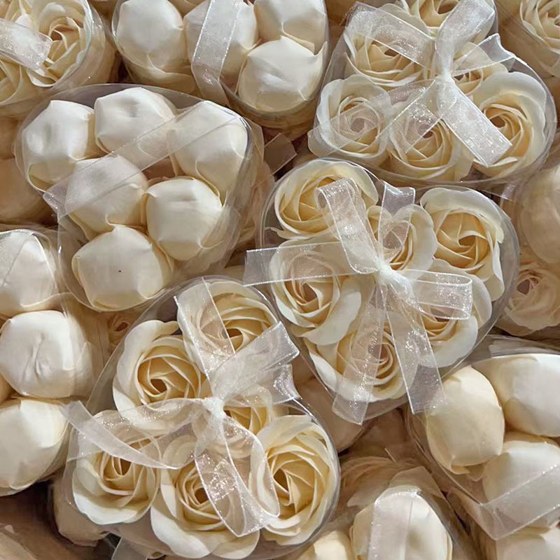 Los fabricantes venden al por mayor 6 cajas de pvc de flores de jabón en forma de corazón