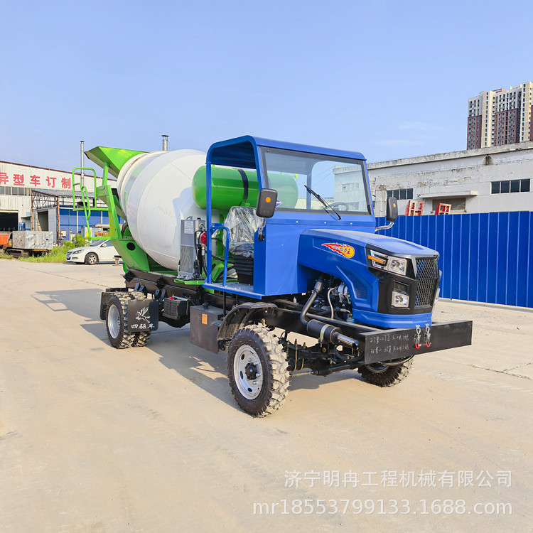 四驱搅拌罐车