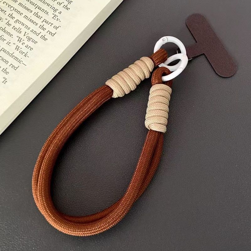 갈색 끈 + 갈색 클립