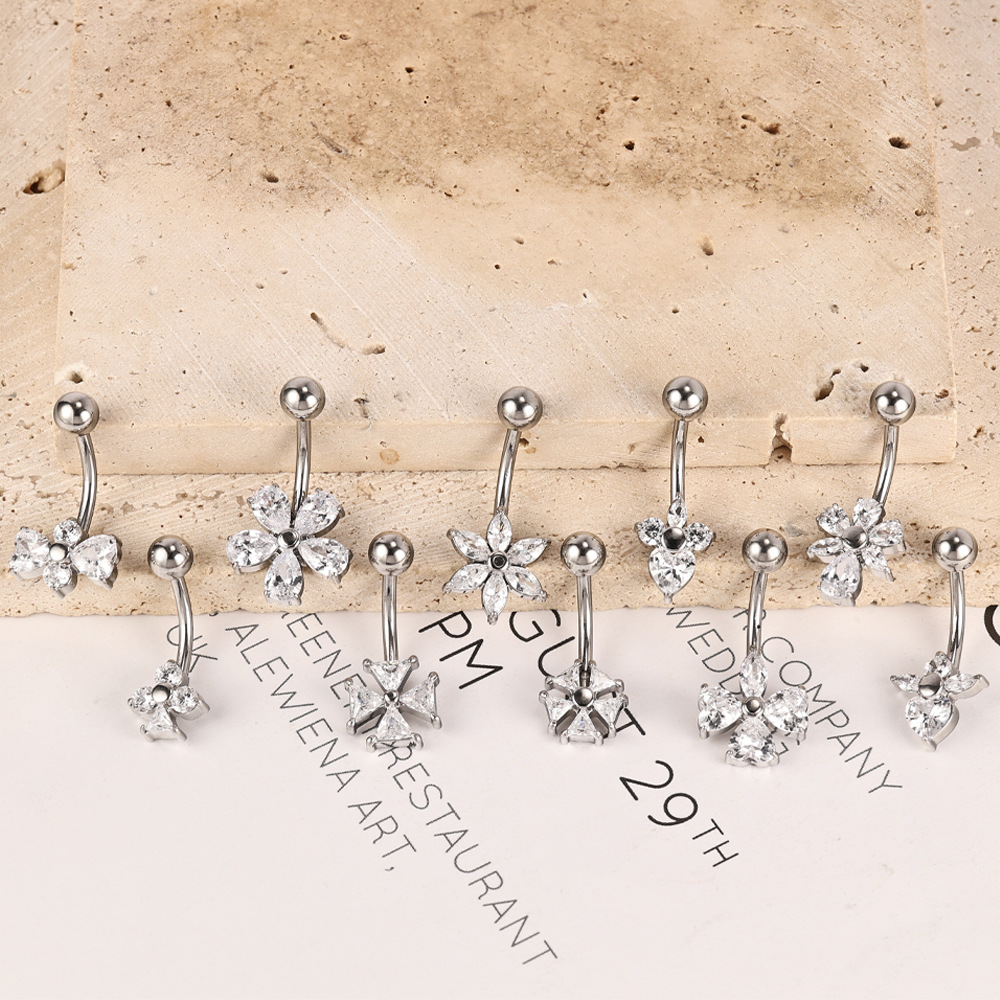 Silver pointed spike labret stud material detail