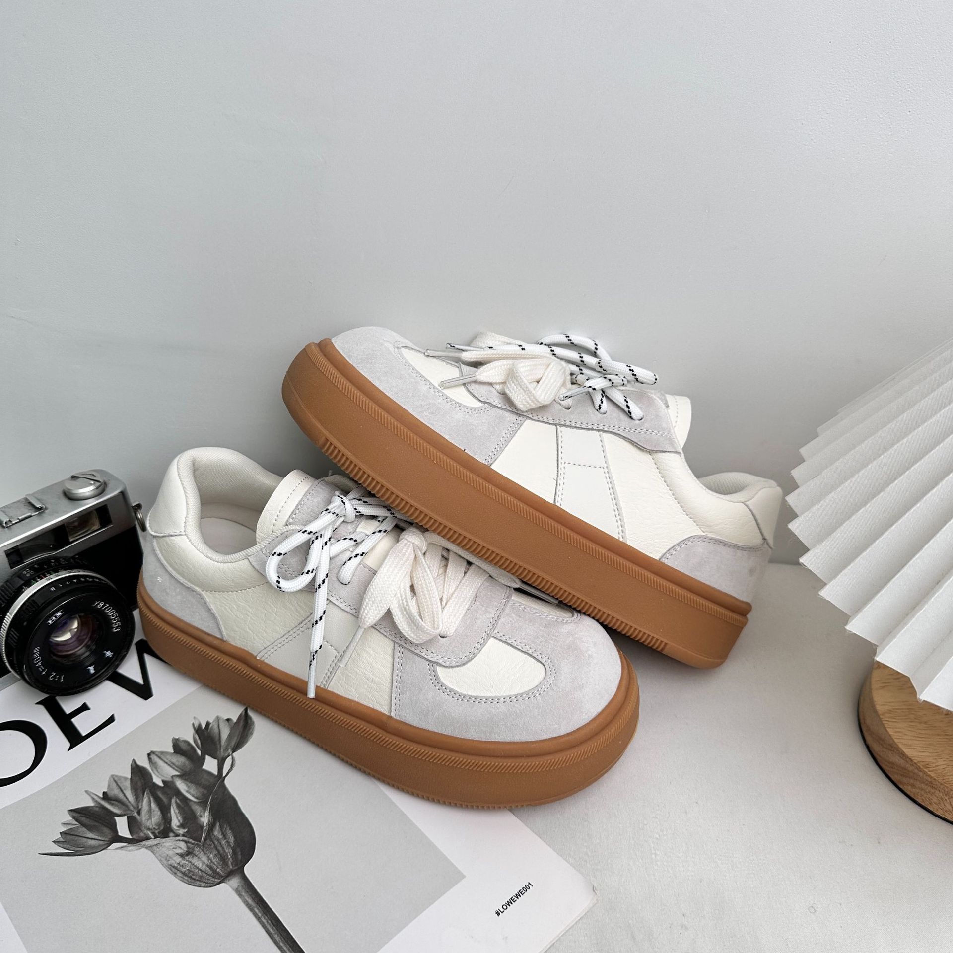 XY-A500 zapatos de deporte de plataforma alta zapatos de mujer 2025 primavera nuevo estilo Cabi Bala cabeza cuadrada zapatos de mujer casuales de nicho