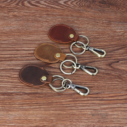 Manufacturer genuine leather crazy horse leather keychain elevator access control card holder creative gift hardware buckle wholesale leather goods