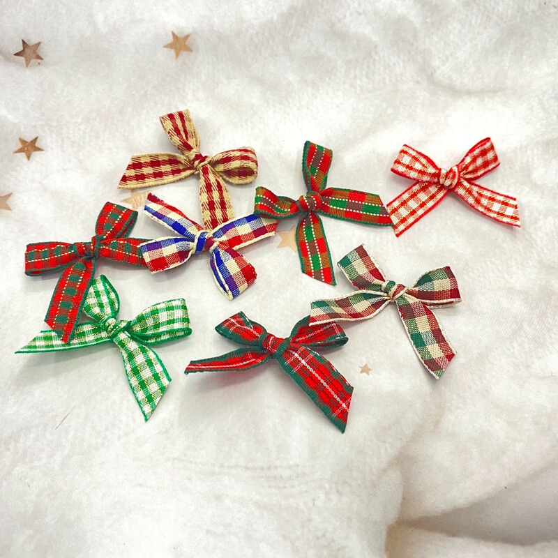 Christmas festival decoration atmosphere decoration bow plaid hand knot headwear pendant diy accessories manufacturers wholesale Christmas festival decoration atmosphere decoration bow plaid hand knot headwear pendant diy accessories manufacturers wholesale