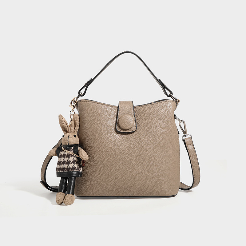 Women's Handbags 2025 Spring/Summer New Fashion Versatile Bucket Bag Luxury Shoulder Crossbody Handbag - Thumbnail 4