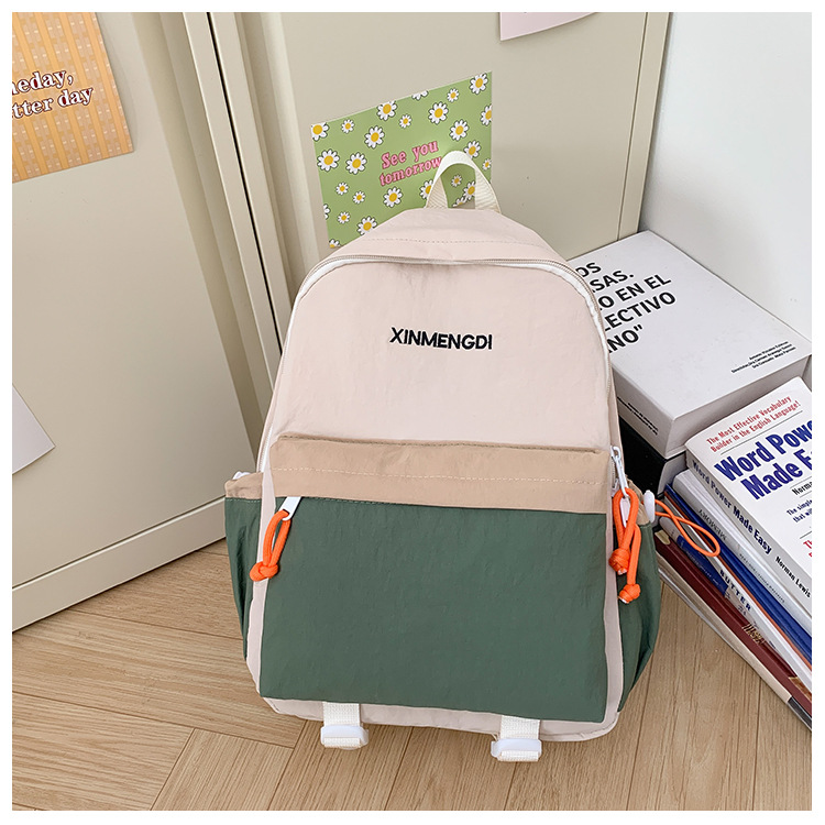 Mochila de moda simple para niños y niñas, mochila de estudiantes de escuela primaria de gran capacidad 2026 nueva mochila de color extranjero para niños