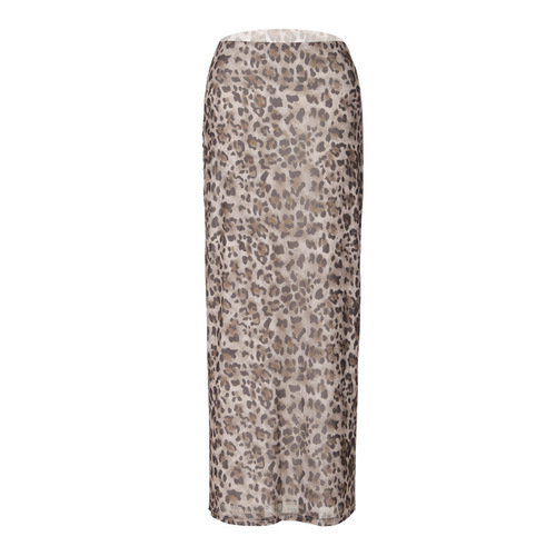 European and American-style women's summer skirt with a bold leopard print—high-waisted, chic 