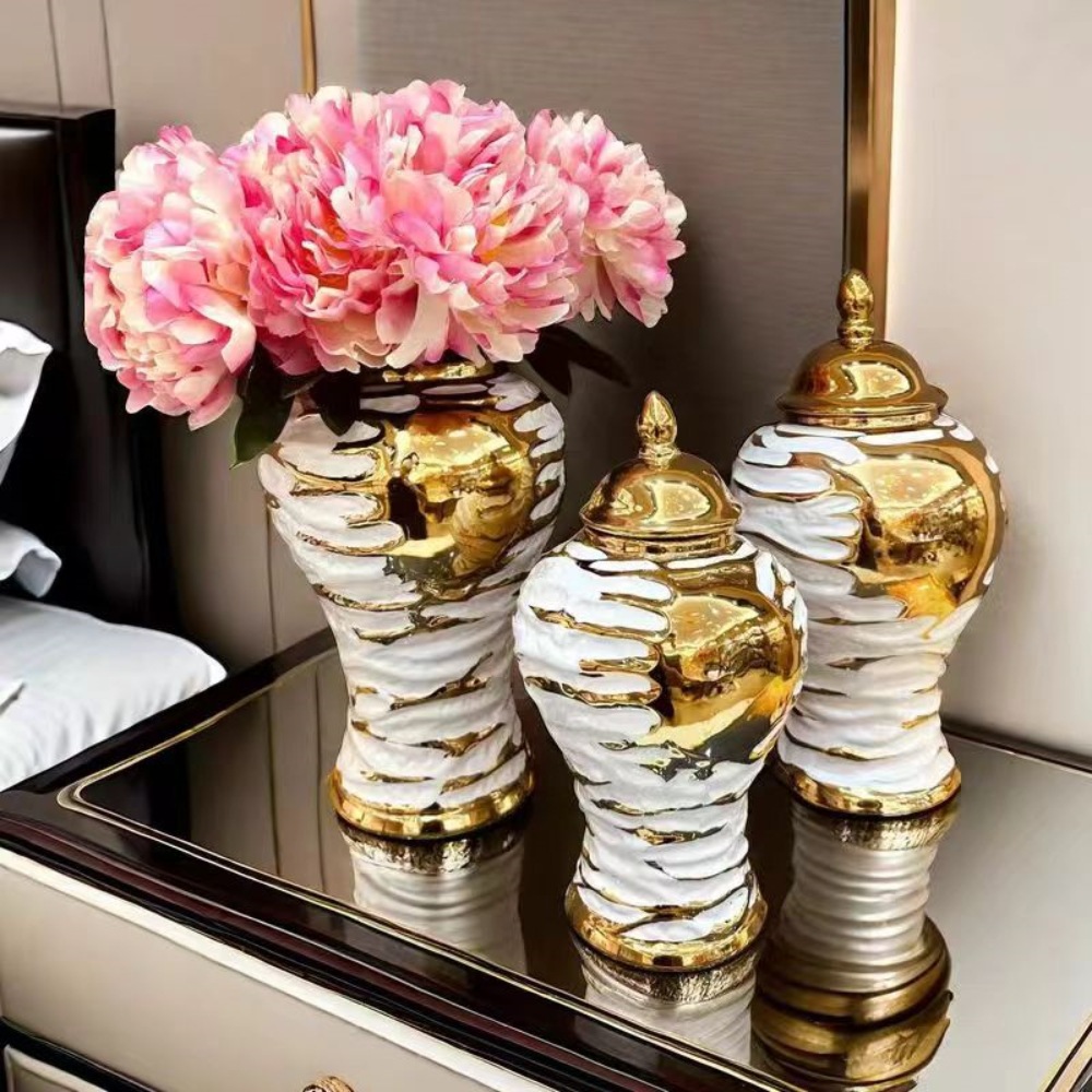 Directo de fábrica de estilo Europeo de oro electrochapado de cerámica en general olla florero Luz de lujo artesanías modelo de habitación decoración suave