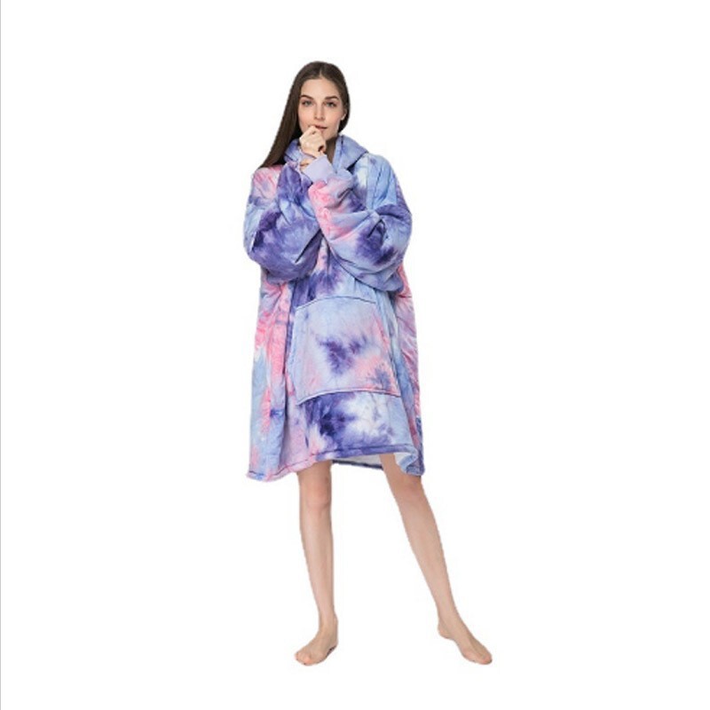 起爆金huggle hoodie怠け者の頭をかぶって、帽子のテレビのじゅうたんと一緒に屋外の防寒保温の寝衣をつかみます。|undefined