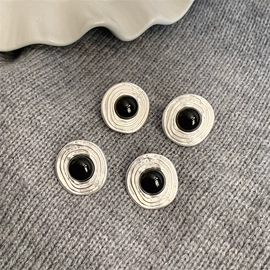 耳夹;耳钉;耳环