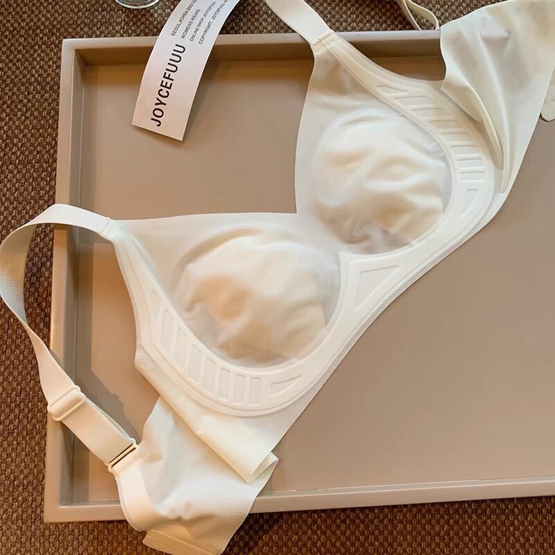 Japanese ice silk cool underwear Women's Big chest small seamless breathable thin breast collection anti-sagging rabbit ears bra