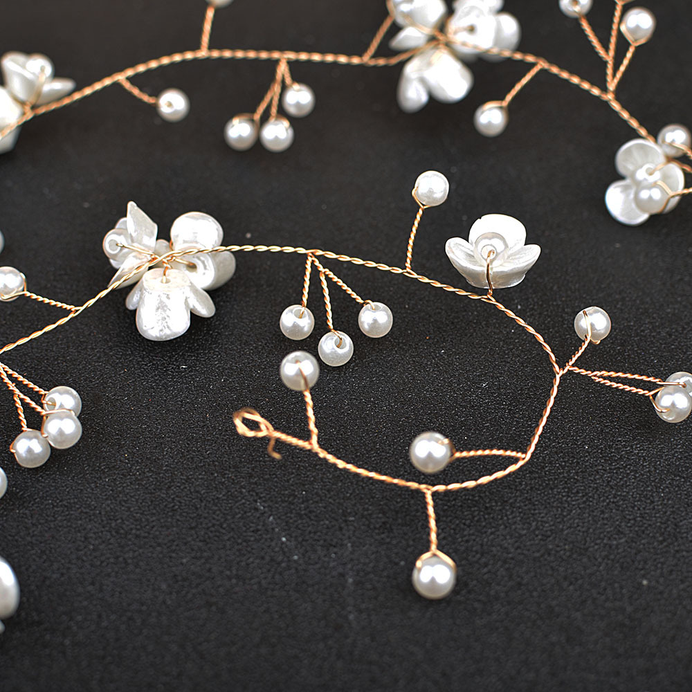 Novia hermosa flor pequeña, tocado de cadena de cabello de perla, flor de perla hecha a mano, accesorios para el cabello alargados, Europa y América transfronterizos