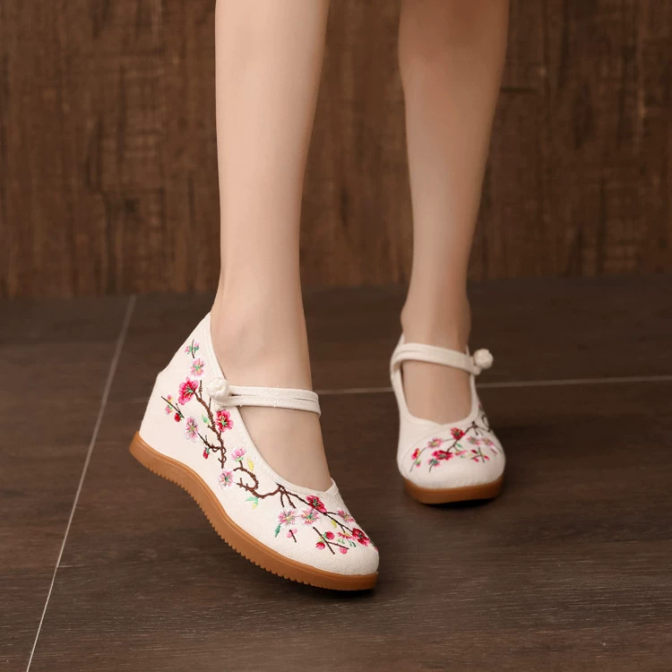 Женские туфли с вышивкой в этническом стиле с пряжкой и цветком сливы 7 см, туфли в древнем стиле с внутренним усилением династии Хань, туфли для квадратных танцоров