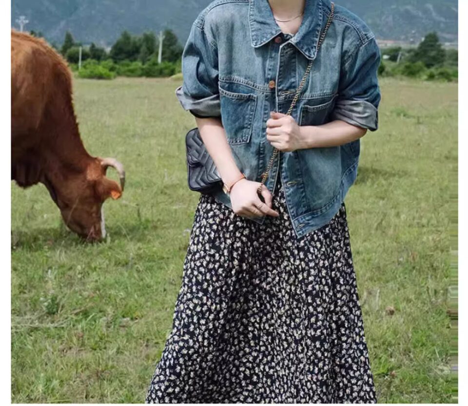 Áo khoác denim ngắn dáng rộng cổ polo cho nữ, dài tay, phong cách giản dị — Áo khoác bò dài tay, Màu nâu (trà nâu), màu xanh chi tiết 3