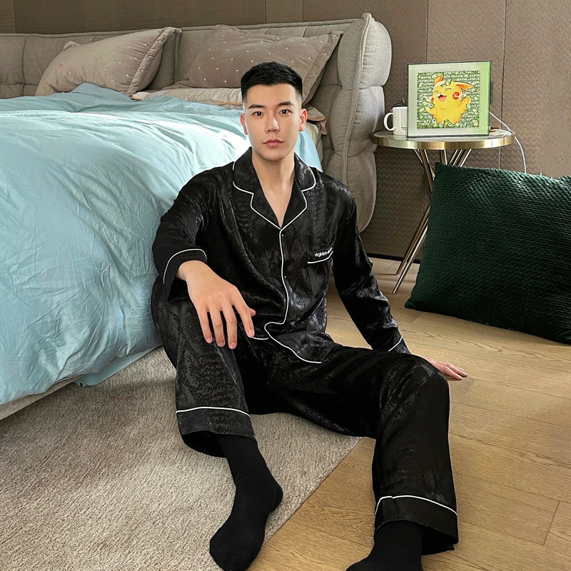 2023 New Aurora black satin men's long-sleeved trousers pajamas home wear one-piece delivery 2023 New Aurora black satin men's long-sleeved trousers pajamas home wear one-piece delivery