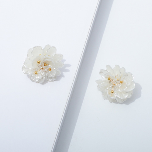 Ins-style double-layer floral bead acrylic circle earrings with retro geometric personality fashion pearl earrings