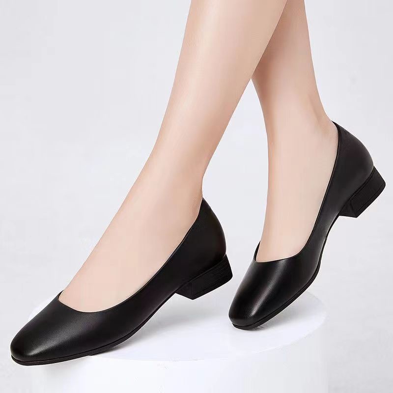 2026 verano nuevo trabajo zapatos de cuero negro suela suave zapatos profesionales de prueba de tacones medios zapatos de etiqueta zapatos de mujer
