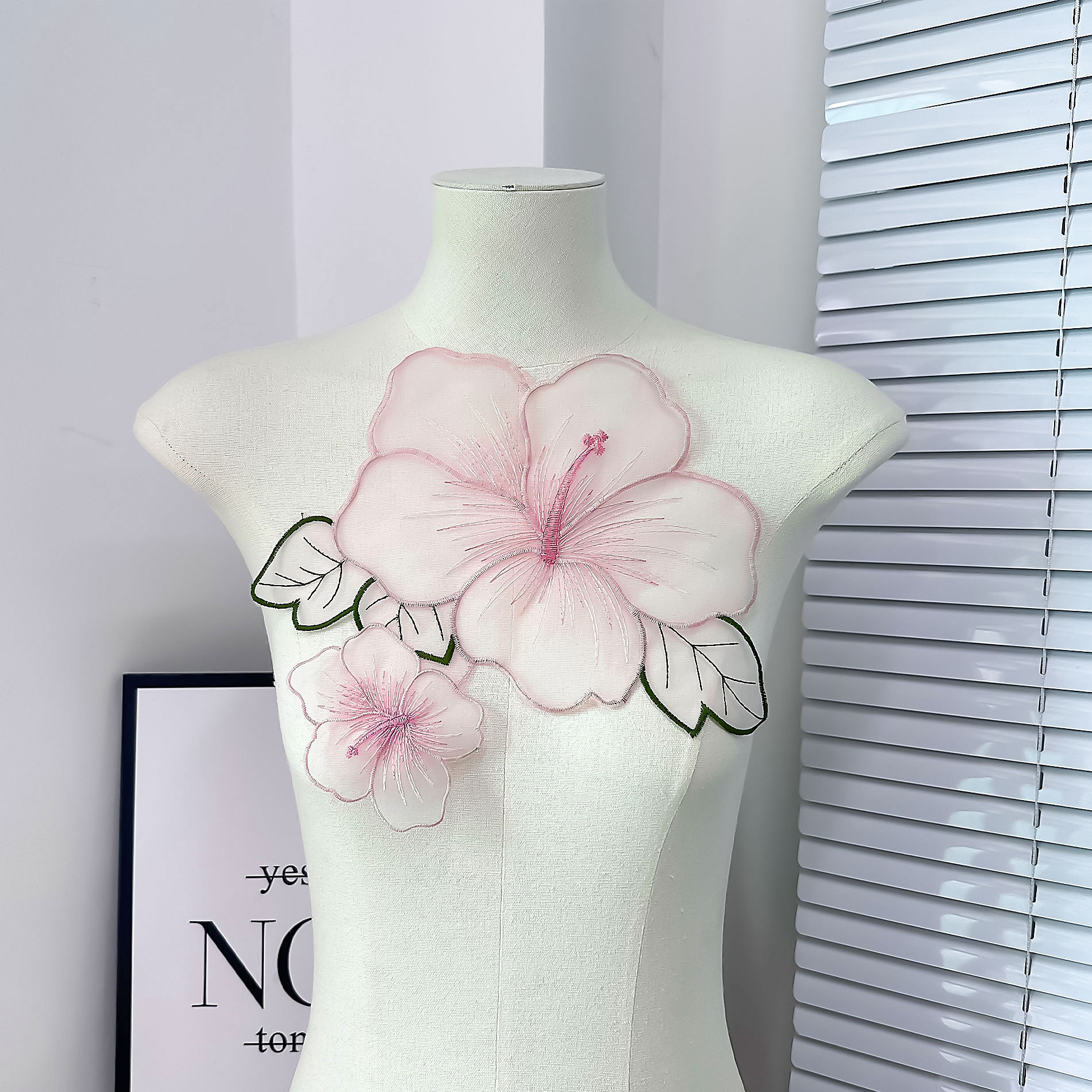 Ventas calientes de ergena bordada hoja de loto chinesa cheongsam prendas de vestir DIY accesorios de decoración fábrica directa stock image 7