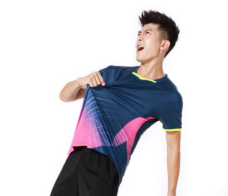 Nuevo traje de bádminton fresco de manga corta succión de sudor rápido secado hombre y mujer de cuello redondo de verano traje de bádminton deportivo