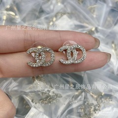 実拍香家対版帯標双C満ドリル大ピアス女香おばあちゃん古典的なイヤリング女工場卸売り