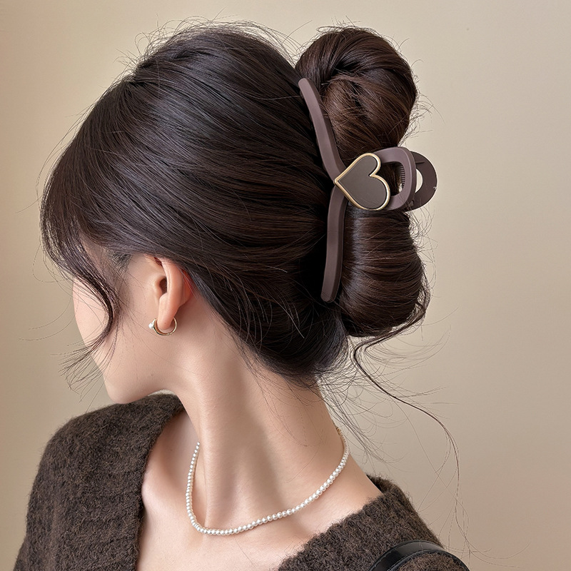 Clip de dibujos animados lindos y interesantes para mujeres 2025 nuevo estilo de alto nivel de tiburón clip de cabello clip de cabello de cabeza