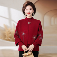 妈妈春秋装红色针织两件套秋冬打底衫中老年女开衫本命年毛衣外套