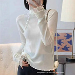 2025年设计款肩膀纽扣蕾丝拼接半高领羊毛针织衫百搭气质通勤毛衣