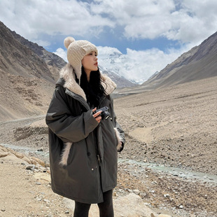 ���ë���L���޷�Ů2025�¿�b�_�h���ɿ˷��Ӻ���ɽ�����\����