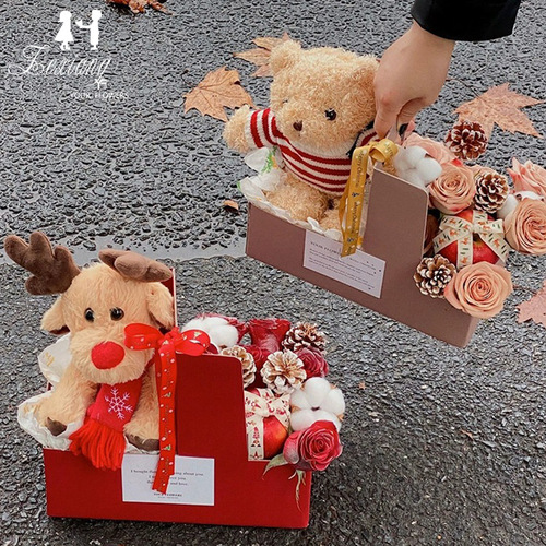 Christmas DIY gift Christmas Eve apple hand-held flower box material package cute elk coffee milk tea packaging box