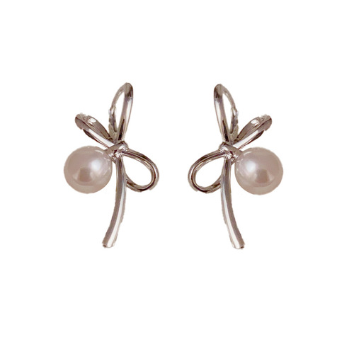 Instagram high-end sweet butterfly knot pearl earrings gentle temperament fashion light luxury versatile earrings