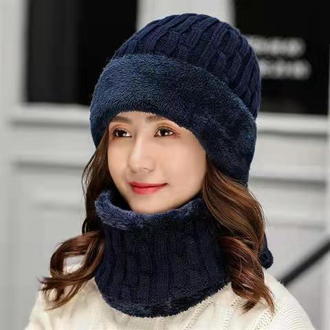 老人帽の子供冬のおばあさんのお母さんの保温の毛糸の帽子の秋冬の日の中高年のお父さんのおじいさんの帽子の男|undefined