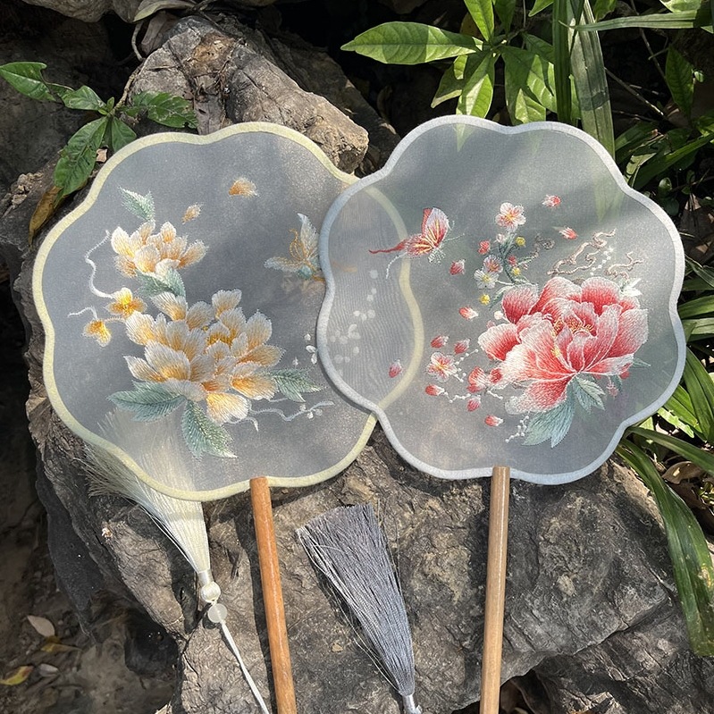 苏州刺绣团扇中国风舞蹈扇古典舞表演扇汉服旗袍扇双面绣花扇子女