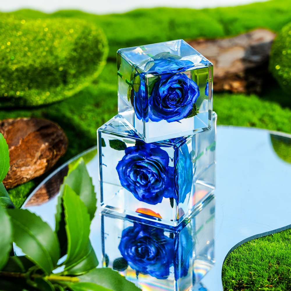 [Airplane Box] Cube Blue Rose Ornament