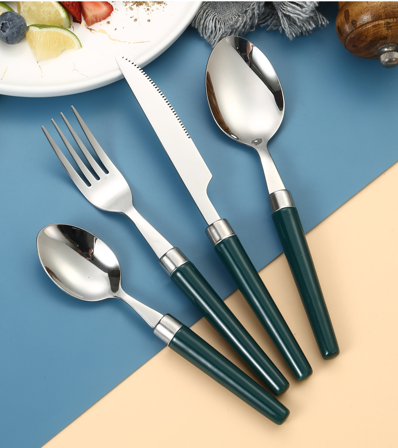 Vintage Western-Besteckset mit Griffen aus Sapele-Holz, 4-teilig, aus Edelstahl: Steakmesser, Gabel, Löffel_voghion.com