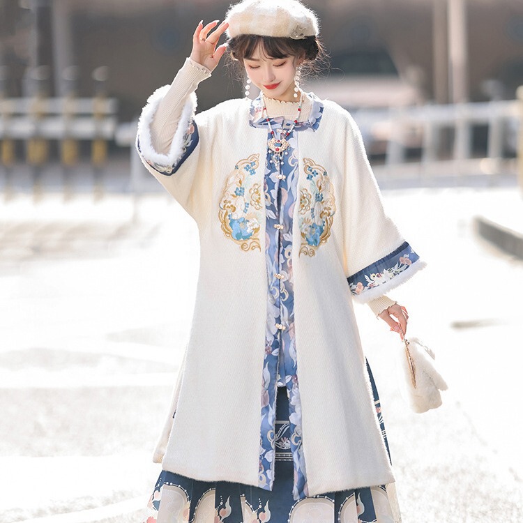 New original Hanfu women's adult Ming square collar cardigan vest skirt thickened fleece-lined embroidered daily autumn and winter style