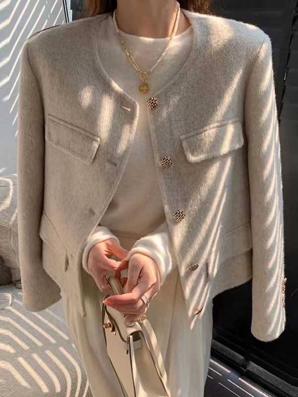 オフシーズン両面ウールコートショートスモールラウンドネックスモールフレグランススタイル通勤ウール両面ウールコート女性用