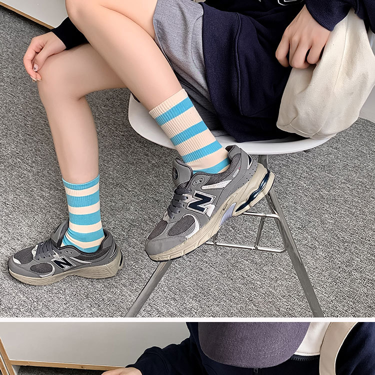 Women's Classic Style Streetwear Stripe Cotton Crew Socks A Pair display picture 17