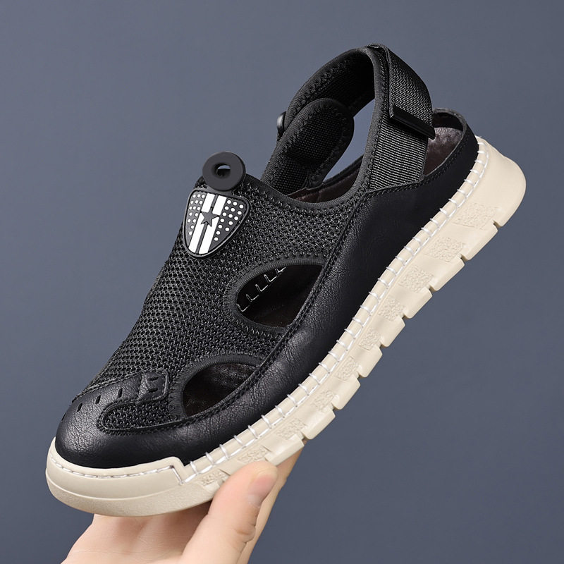 Giày sandal nam thân lưới dệt thoáng khí khoét lỗ, khóa dán, kiểu bao đầu, đi học và đi chơi mùa hè — Màu kaki, màu đen