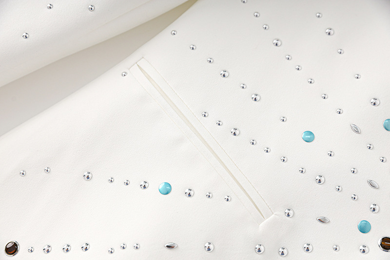 Abbigliamento da donna, giacca da abito piccola a maniche lunghe, a tinta unita, con un bottone, colore bianco diamante caldo, vestibilità attillata, temperamento autunnale precoce_voghion.com