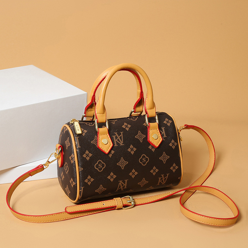 2025 New Women's Boston Bag Pillow Bag Classic Monogram Simple Fashion Versatile Handbag Crossbody Shoulder Bag - Thumbnail 7