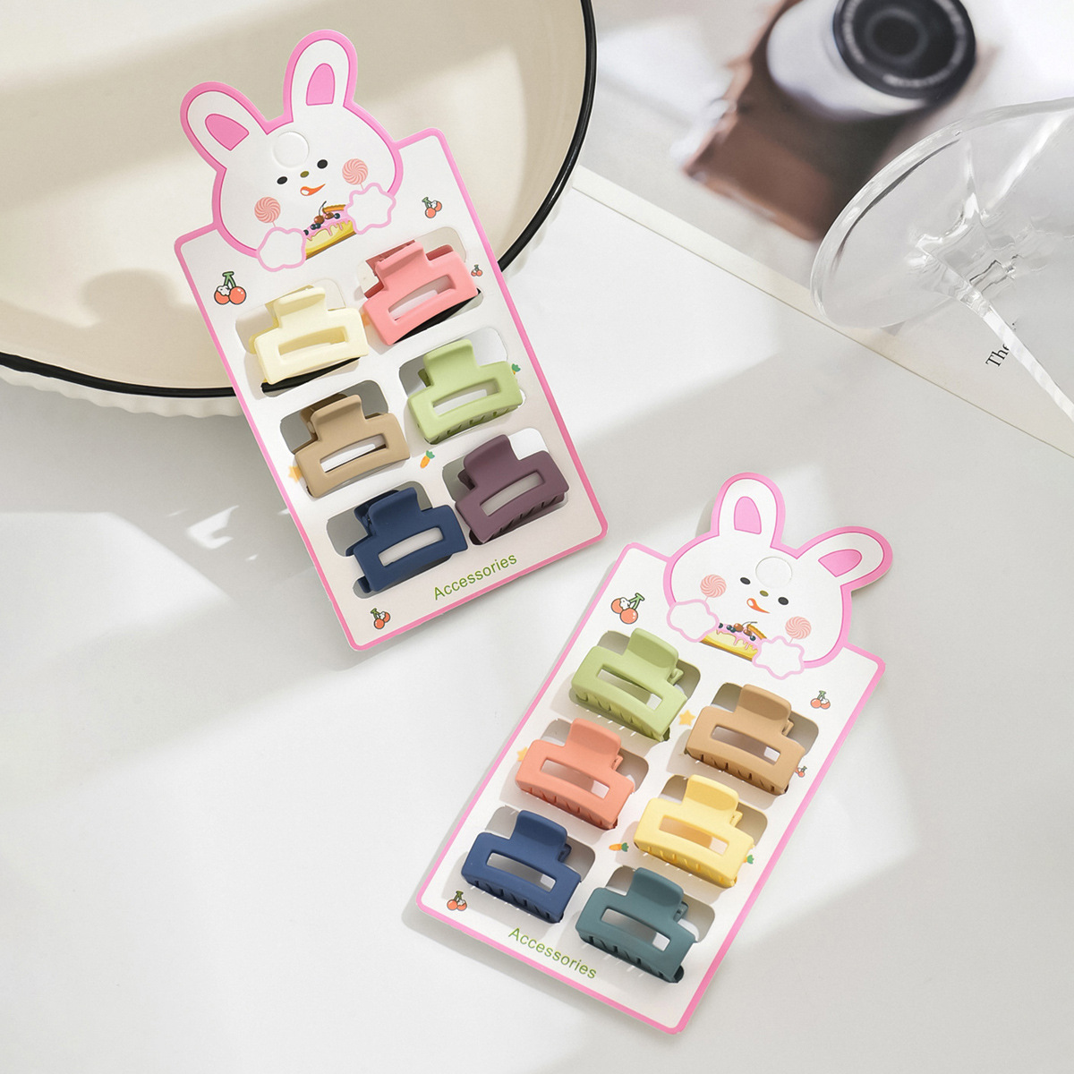 2. 5cm tamaño pequeño mini pinza hueca horquilla cuadrada color caramelo flequillos clip horquilla clip superior Amazon Venta caliente