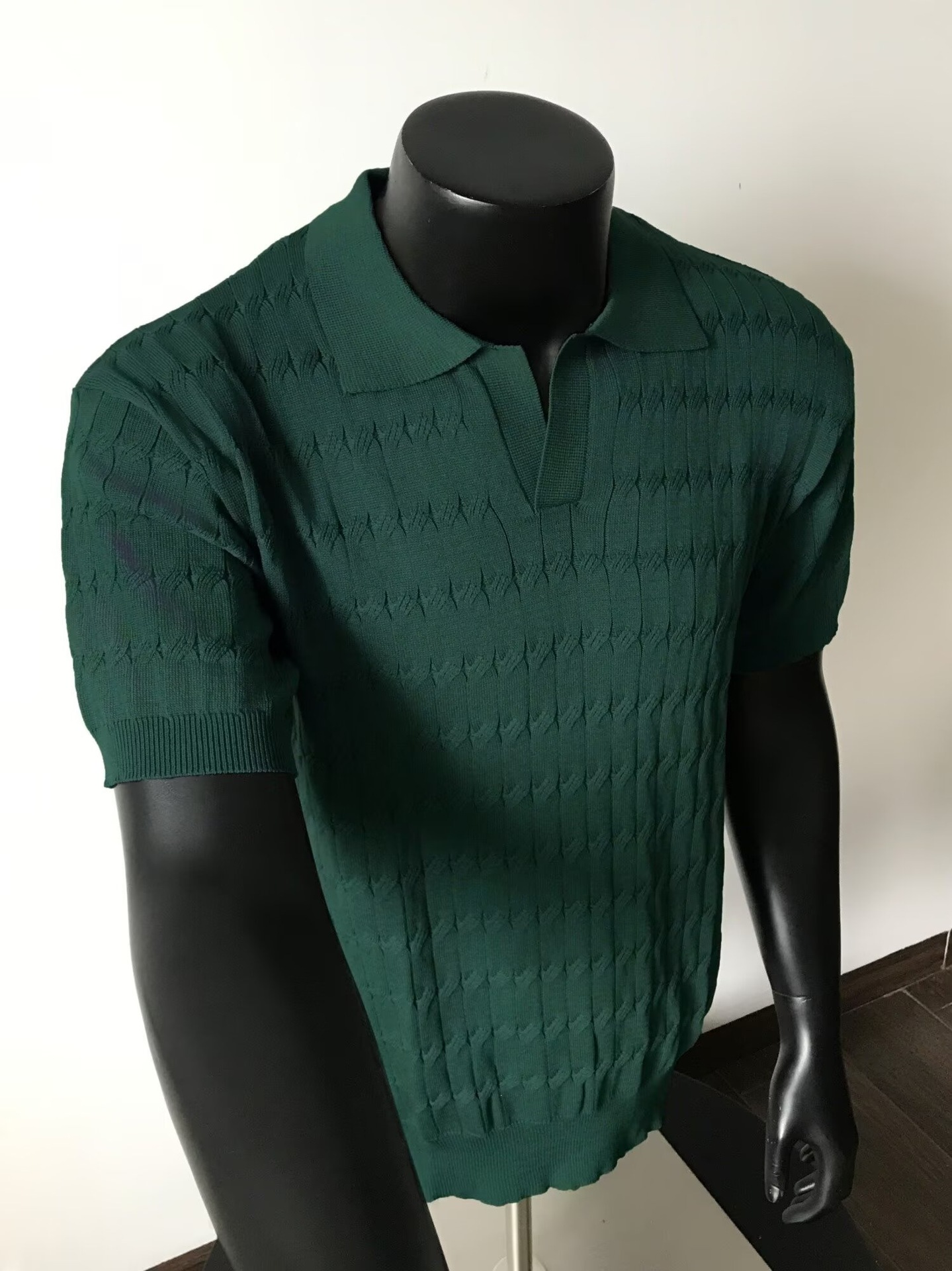 Men's Knitted Collared Polo Shirt Korean Style Textured Slim Fit Short Sleeve Small V Neck Summer T-Shirt_viptrois.com