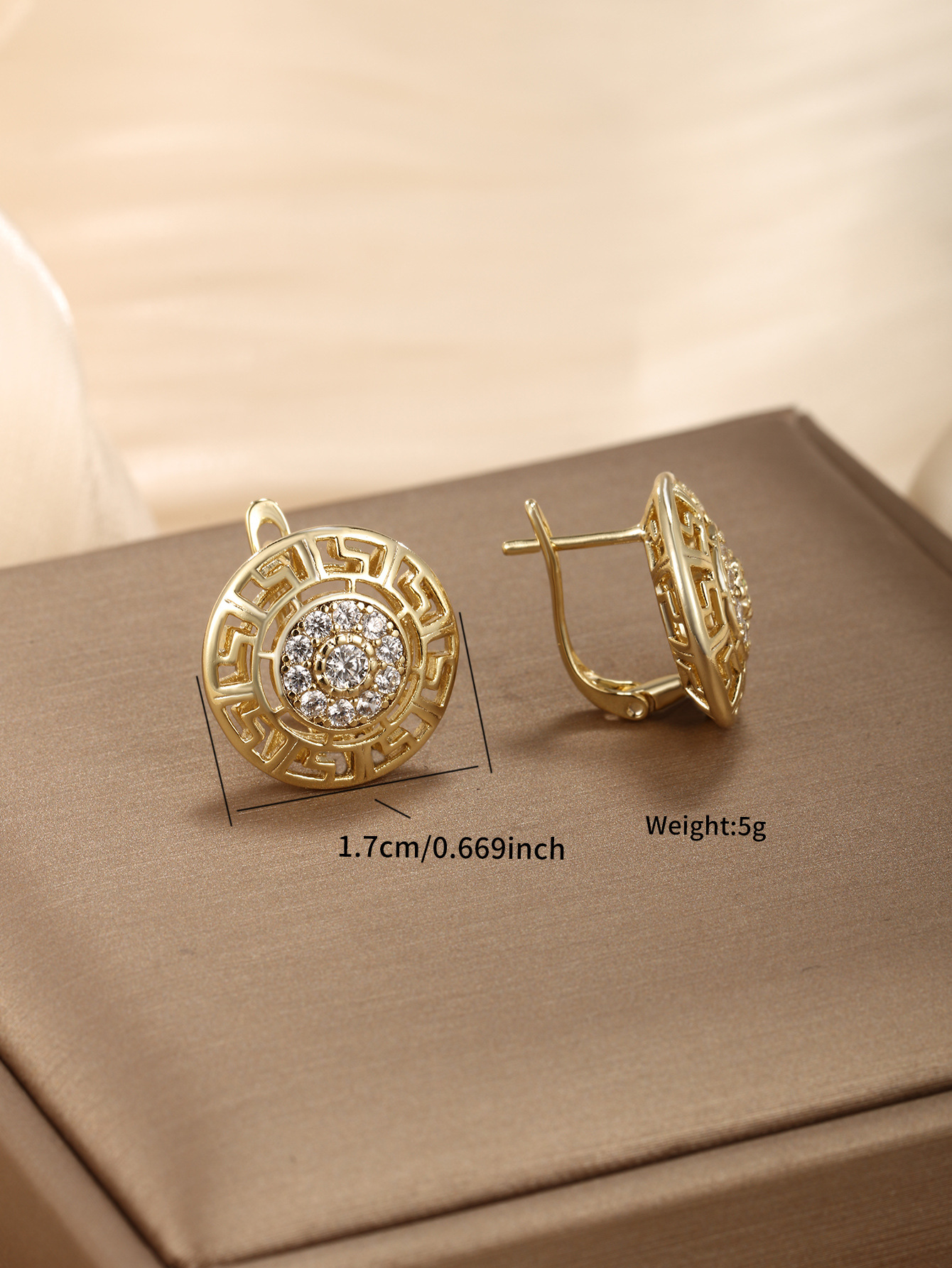 Xupe joyería de moda retro redondo patrón Gran Muralla diamante incrustado aleación oído anillo oído hebilla aleación chapado en oro pendientes elegantes para las mujeres