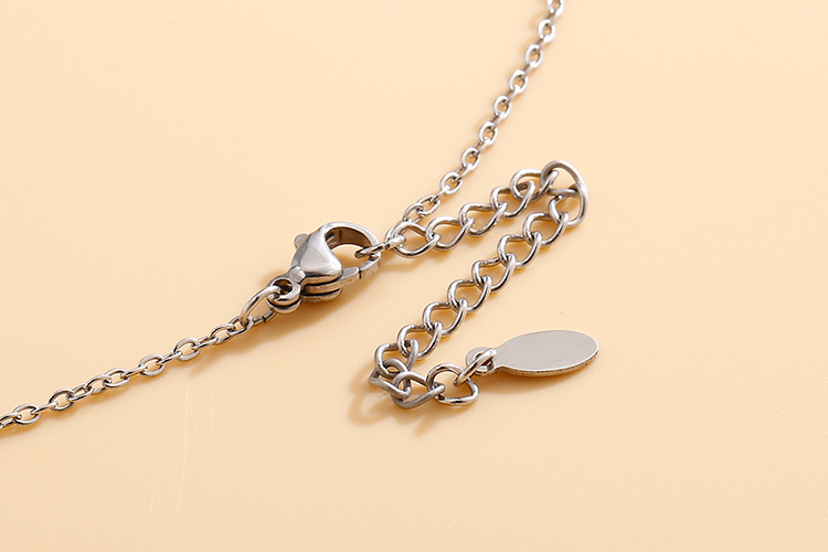 new clover black and white double-sided shell titanium steel vacuum plating 18k gold ladies jewelry 