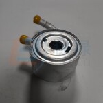 8200068115汽车散热器发动机油冷却器配件适用日产雷诺8200606297