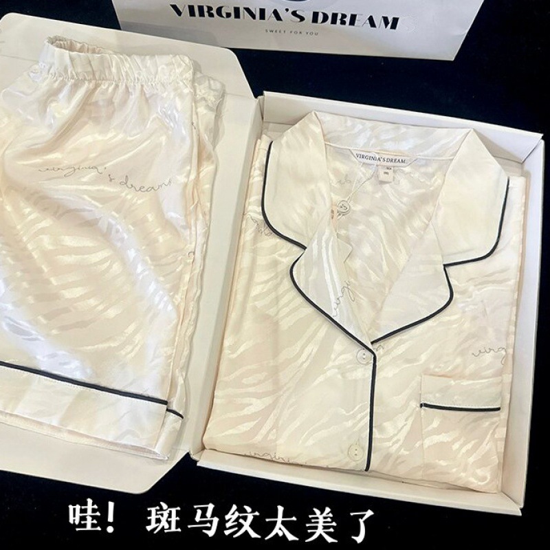 Summer silk pijama