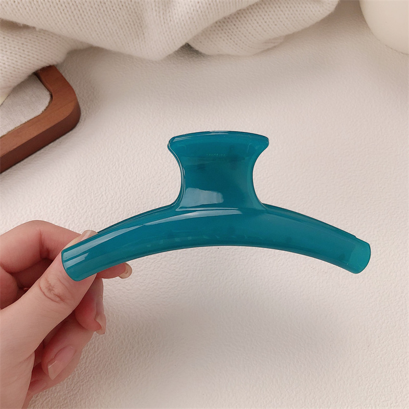 Pinza de Tiburón para Cabello Tamaño Grande de Plástico y Resina