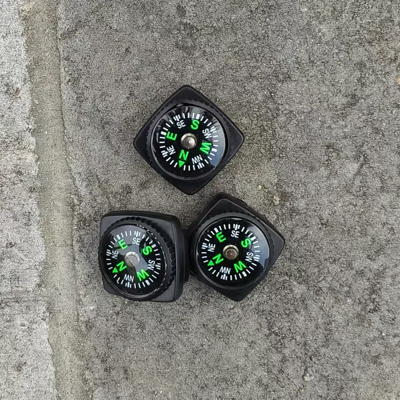 Cordón de paraguas llavero pulsera compás de pulsera accesorios termómetro 20mm termómetro plástico C