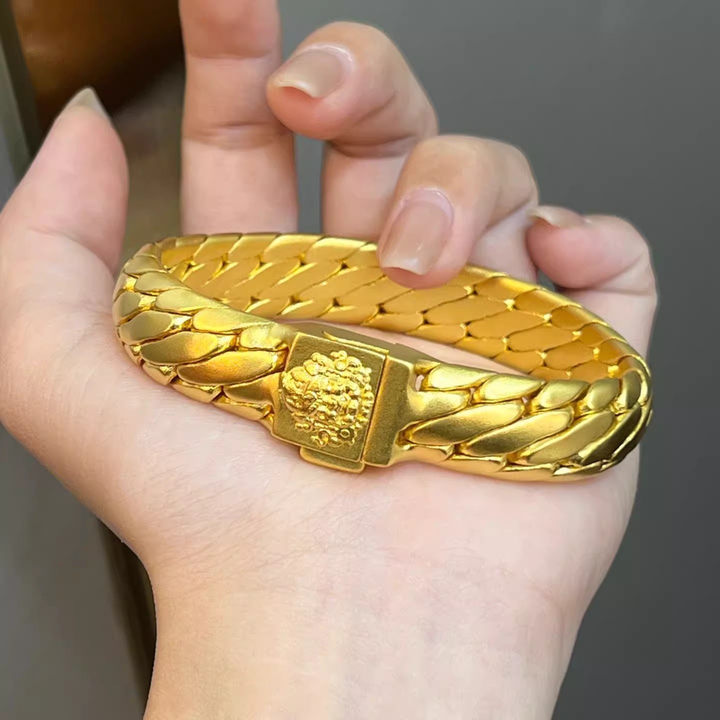 [Multiple Styles to Choose from] New Wide Version Bracelet, High-End Three-Horsewhip Double-Horsewhip Bracelet, Gold-Plated Men's Bracelet